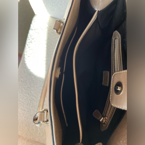 Larger Steve Madden Metallic Gold champagne Satchel tote - Picture 2 of 12